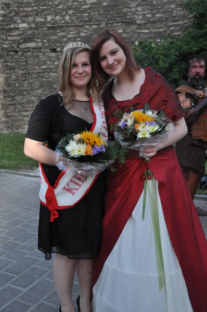 Alte und neue Kirschkönigin