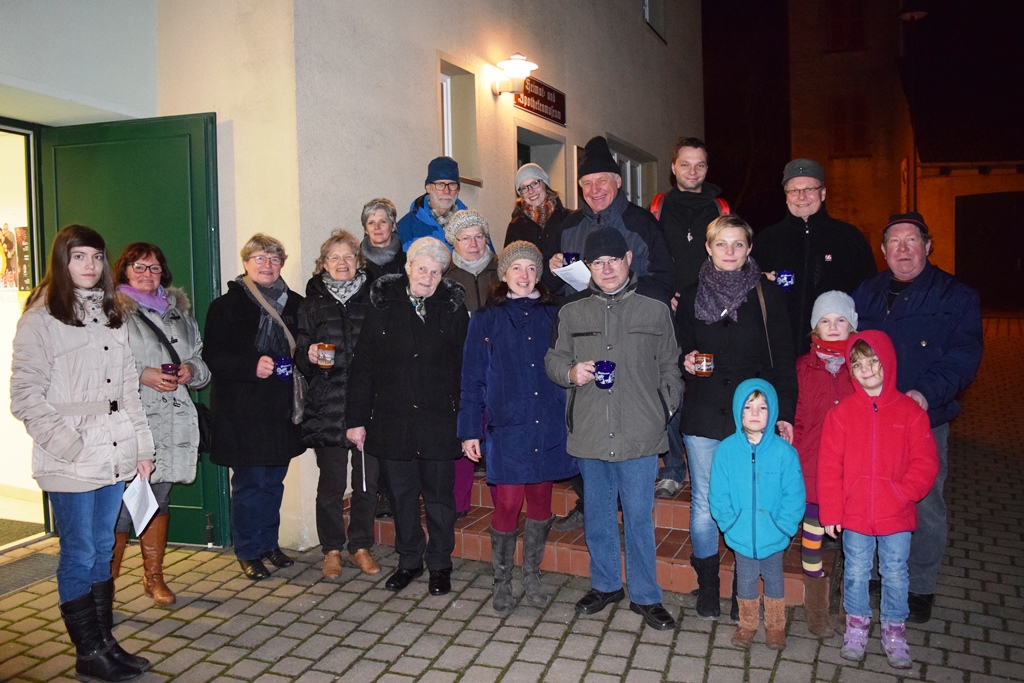 Adventkalender 15.12.2016 vor der Bibliothek