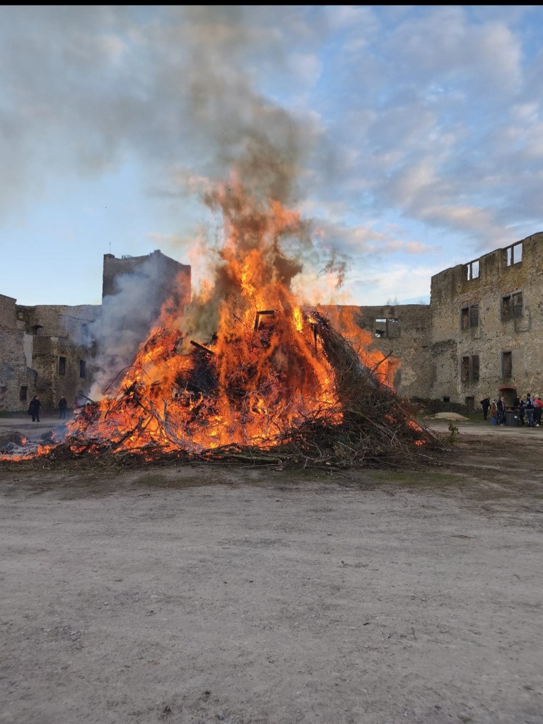 B3 Screenshot_20260404_235902_WhatsApp